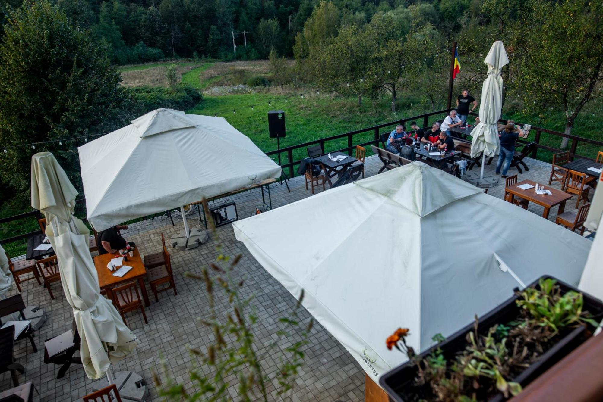 Hotel Hanu Fain Resita Exteriér fotografie